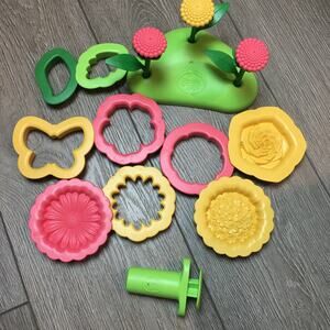 Green Toys Flower maker dough Set